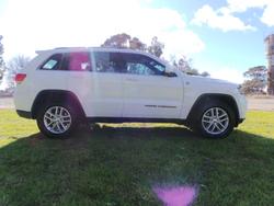 2018 Jeep
Grand Cherokee Laredo