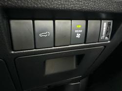 2022 Isuzu
MU-X LS-T