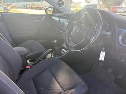 2016 Toyota
Corolla Ascent Sport