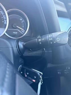 2016 Toyota
Corolla Ascent Sport