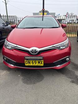 2016 Toyota
Corolla Ascent Sport