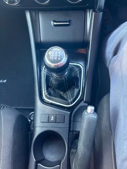 2016 Toyota
Corolla Ascent Sport