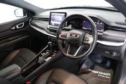 2022 Jeep
                Compass S-Limited
