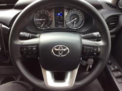 2023 Toyota
                Hilux SR