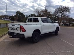 2023 Toyota Hilux SR