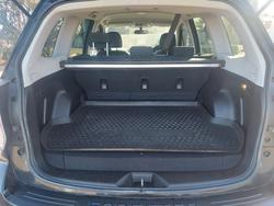 2017 Subaru
Forester 2.5i-L