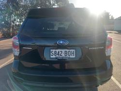 2017 Subaru
Forester 2.5i-L