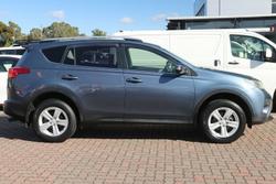 2014 Toyota
RAV4 GXL
