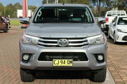 2016 Toyota
Hilux SR5