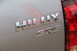 2016 Toyota
Hilux SR5