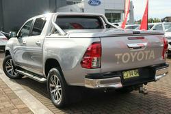 2016 Toyota
Hilux SR5