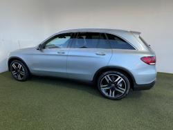 2021 Mercedes-Benz
                GLC-Class GLC300