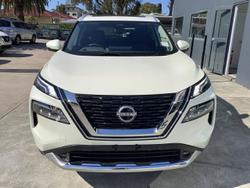 2025 Nissan
X-Trail TI-L