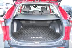 2022 Toyota
RAV4 GX