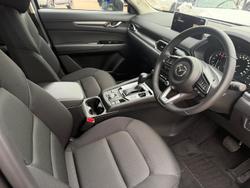 2025 Mazda
CX-5 G25 Maxx Sport