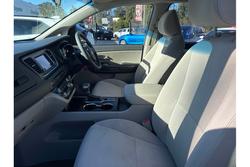 2019 Kia
Carnival S