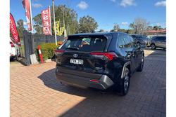 2023 Toyota
RAV4 GX
