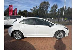 2022 Toyota
Corolla Ascent Sport