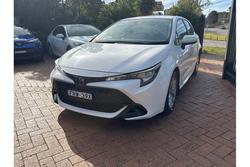 2022 Toyota
Corolla Ascent Sport