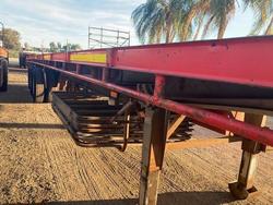 2012 Maxi Trans 13.5M Straight Flat Top Red