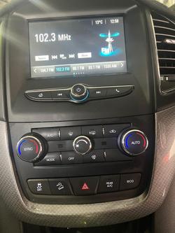 2017 Holden
                Captiva Active