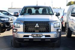 2024 Mitsubishi
Triton GLX