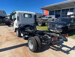 2025 Isuzu Nlr 45-150 AMT SWB