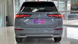 2025 Mitsubishi
Outlander Exceed