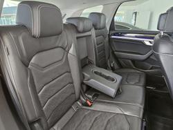 2019 Volkswagen
Touareg 190TDI Launch Edition