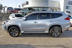 2016 Mitsubishi
Pajero Sport GLS