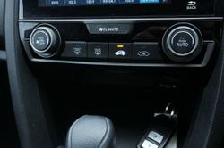 2018 Honda
Civic VTi-S
