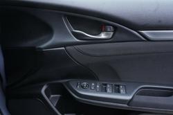 2018 Honda
Civic VTi-S