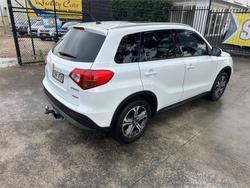 2015 SUZUKI
VITARA RT-X (4WD)