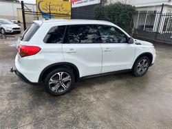 2015 SUZUKI
VITARA RT-X (4WD)