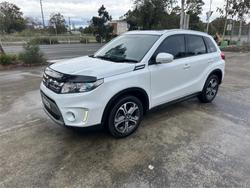 2015 SUZUKI
VITARA RT-X (4WD)