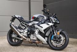 BMW M 1000 R