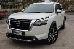 2023 Nissan
Pathfinder Ti-L