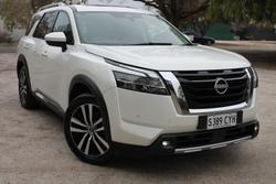 2023 Nissan
Pathfinder Ti-L