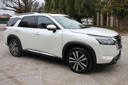 2023 Nissan
Pathfinder Ti-L