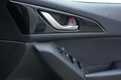 2014 Mazda
3 Maxx