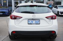 2014 Mazda
3 Maxx