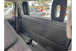 2024 Toyota
Hilux SR