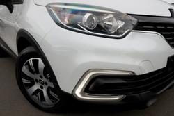 2018 Renault
Captur Zen