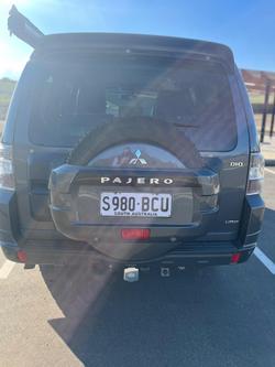 2014 Mitsubishi
Pajero VR-X