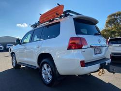 2015 Toyota
Landcruiser VX