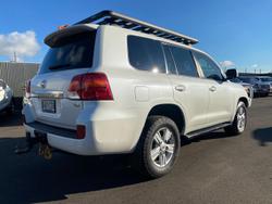 2015 Toyota
Landcruiser VX