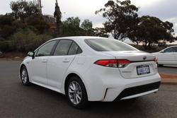 2022 Toyota
Corolla Ascent Sport Hybrid
