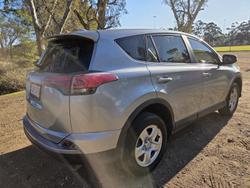 2017 Toyota
RAV4 GX