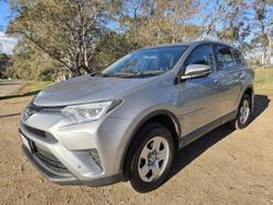 2017 Toyota
                RAV4 GX