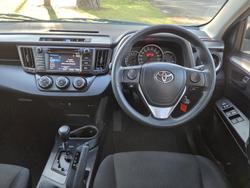 2017 Toyota
RAV4 GX